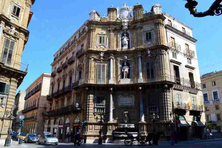 Palermo come Tijuana, turista rapinata in pieno centro storico